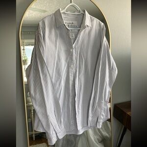 Frank & Eileen Gray Casual Button Down Shirt